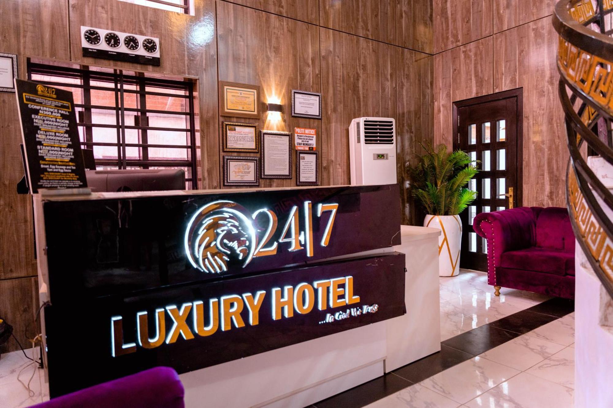 לקי 247 Luxury Hotel מראה חיצוני תמונה